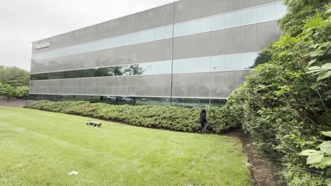 Shining Image window cleaning at a commercial property